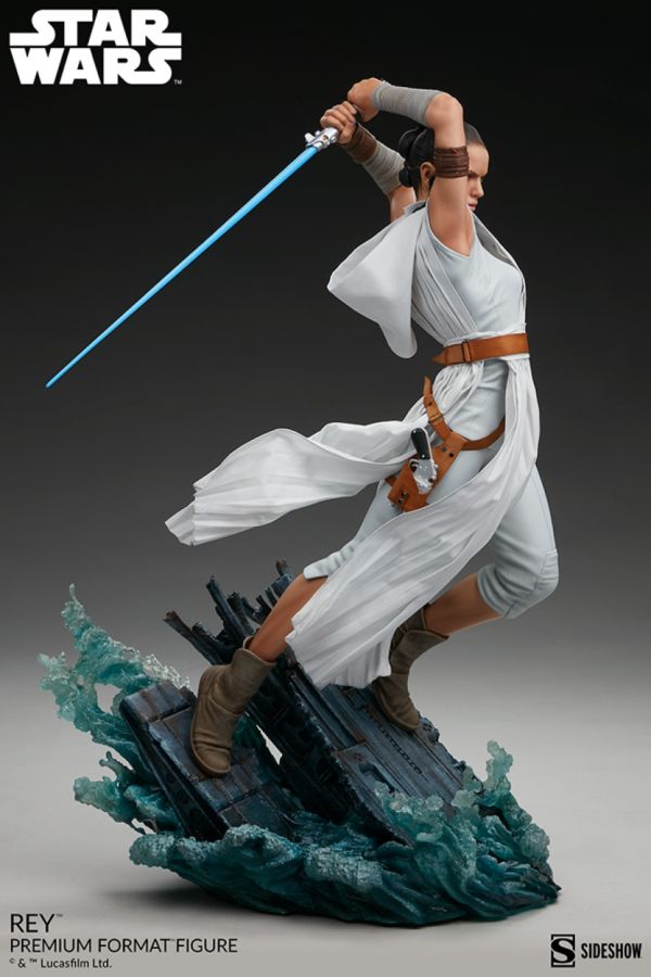 Star Wars: Rey Premium Format 20.5" Statue