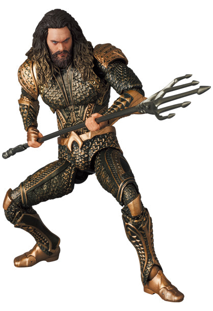 DC: Mafex Aquaman (Zack Snyder`s Justice League Ver.)