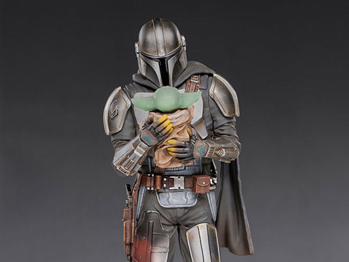 Star Wars: Mandalorian - Mandalorian and Grogu Statue - 1/10 Scale