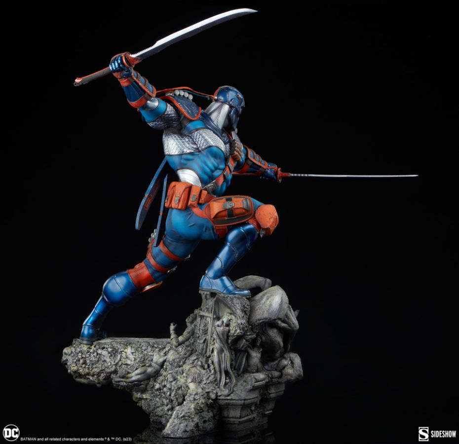 DC Comics - Deathstroke Premium Format Statue [Sideshow Collectibles]