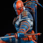 DC Comics - Deathstroke Premium Format Statue [Sideshow Collectibles]